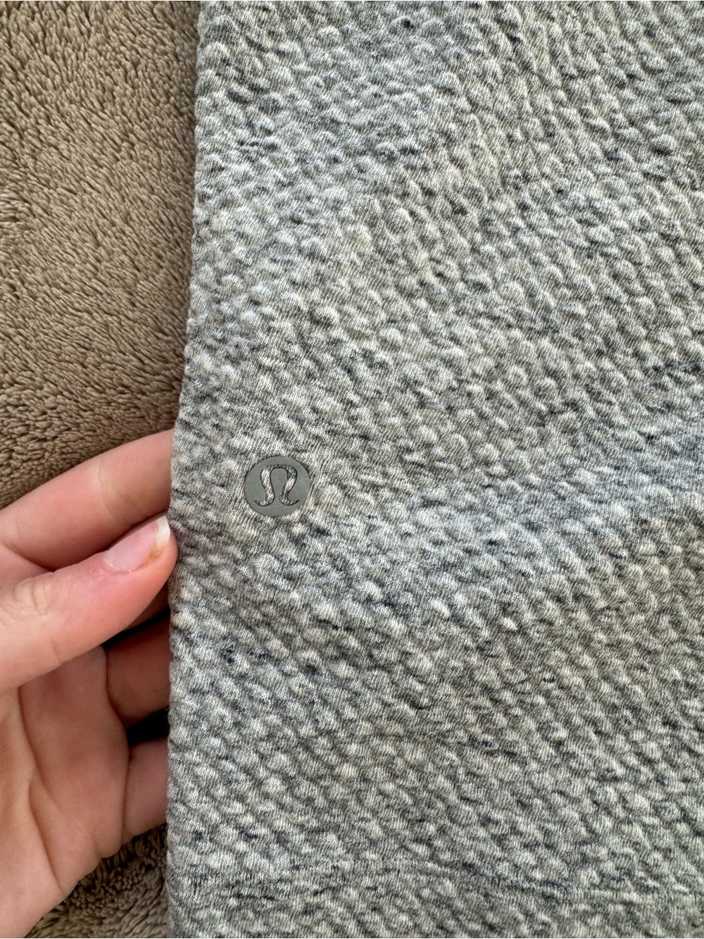 Lululemon At Ease Short 7” Heathered Melody Light Grey/Black (Size M) - Picture 5 of 5